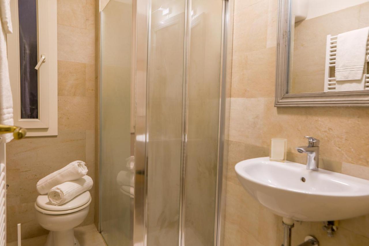Apartment Ponte Vecchio 3 Bedroom Florenz